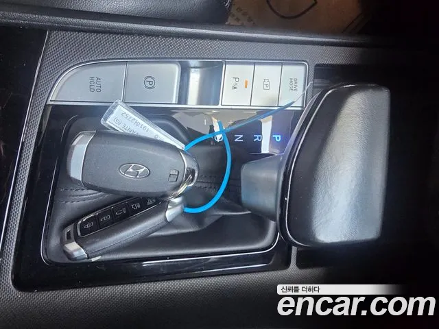 Hyundai AVANTE Avante (CN7) — Фото автомобиля 12