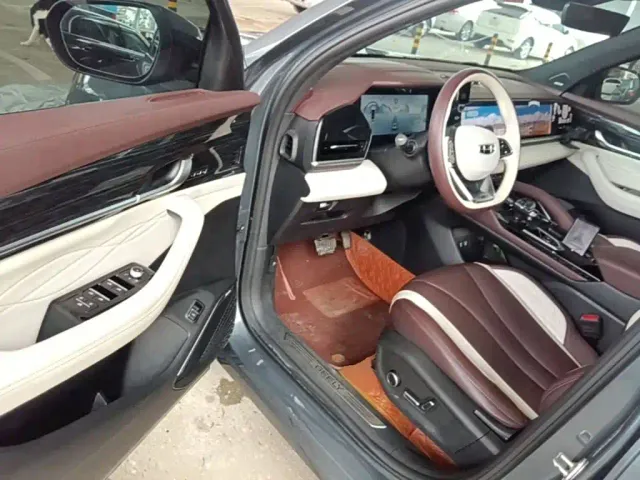 Geely Xingyue L — Фото автомобиля 15