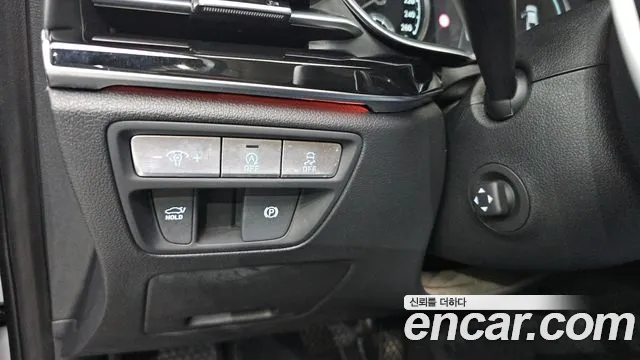 Genesis G80 Бензин 2.5 турбо AWD — Фото автомобиля 15