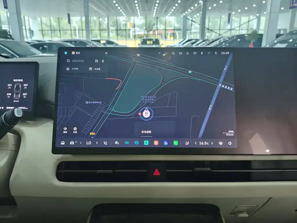 WEY WEY Alpine 2025 AWD Alpine 8 — Фото автомобиля 11