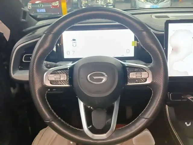 GAC Trumpchi GS8 — Фото автомобиля 10