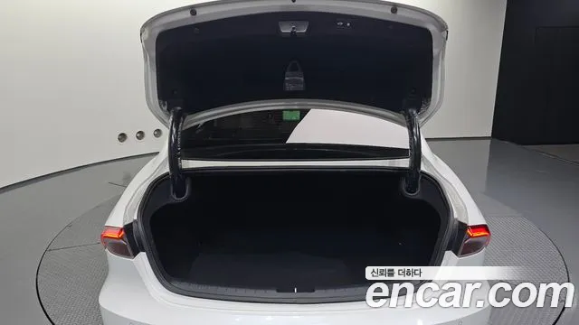 Hyundai Grandeur Новый Grandeur IG — Фото автомобиля 18