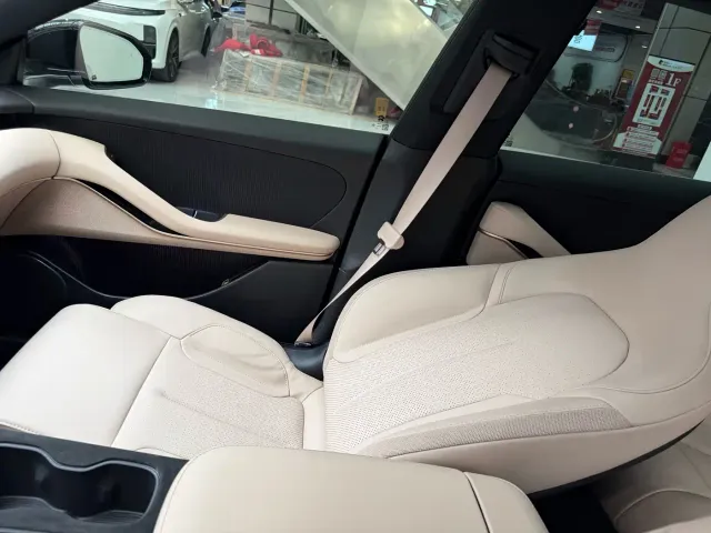 Nio ET5 Touring — Фото автомобиля 7
