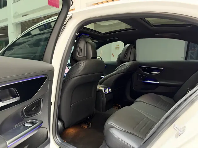 Mercedes-Benz C-Class — Фото автомобиля 12