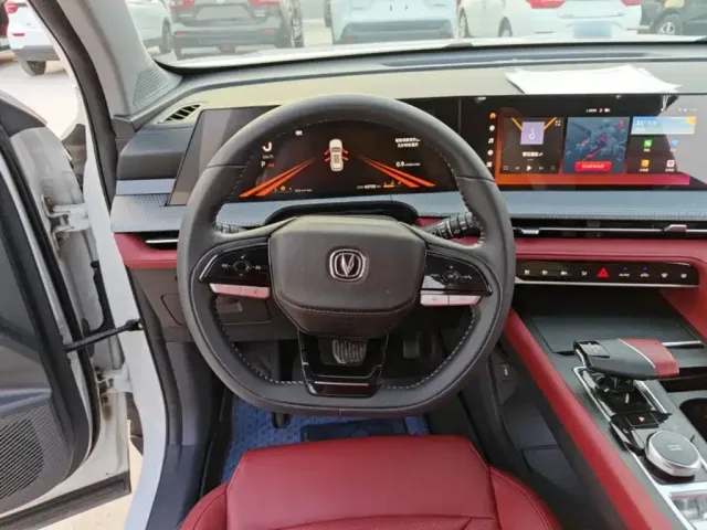Changan CS75 Plus — Фото автомобиля 6