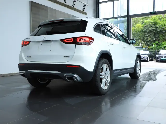 Mercedes-Benz GLA-Class — Фото автомобиля 14