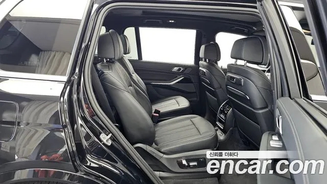 BMW X7 G07 — Фото автомобиля 12