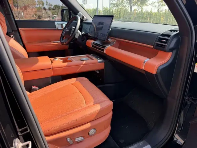 BYD FangChengBao Titanium 7 — Фото автомобиля 10