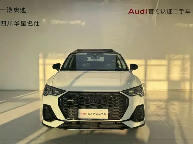 Audi Q3 Sportback — Фото автомобиля 2