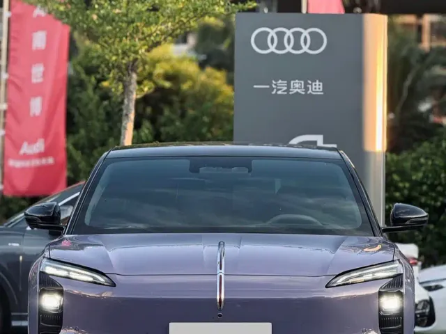 Hongqi Tian Gong 08 — Фото автомобиля 2