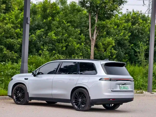 Leapmotor C16 — Фото автомобиля 4