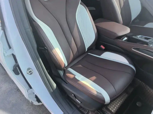 Geely Xingyue L — Фото автомобиля 19