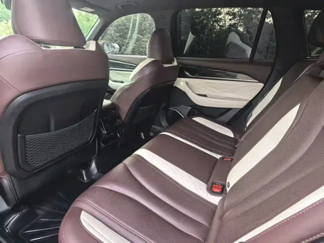 Geely Xingyue L — Фото автомобиля 11