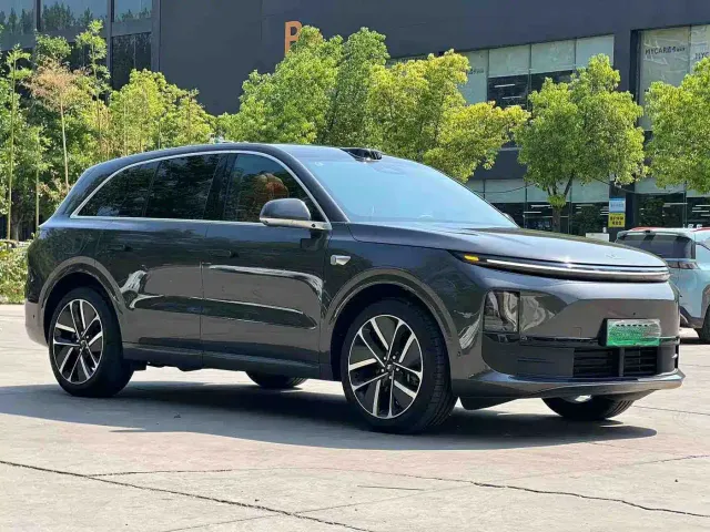 Li Auto L6 — Фото автомобиля 3
