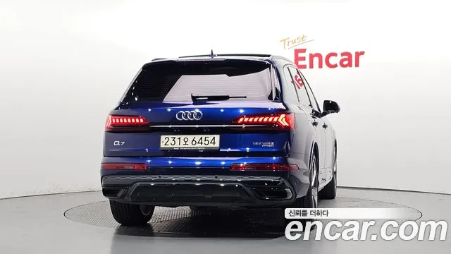 Audi Q7 4M — Фото автомобиля 4