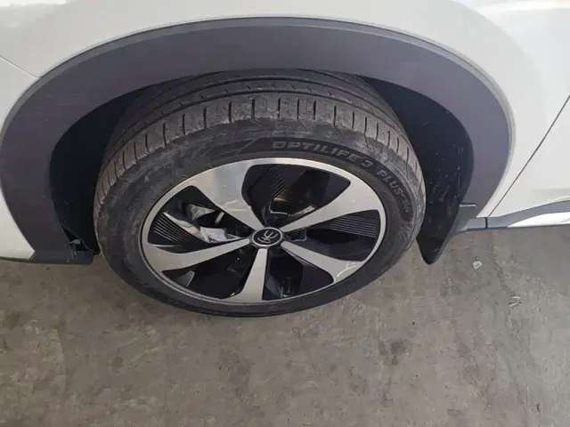 BYD Song PLUS — Фото автомобиля 22