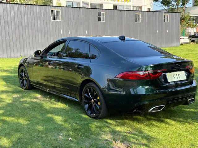 Jaguar XFL — Фото автомобиля 6