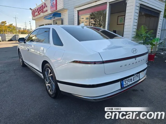 Hyundai Grandeur GN7 — Фото автомобиля 2