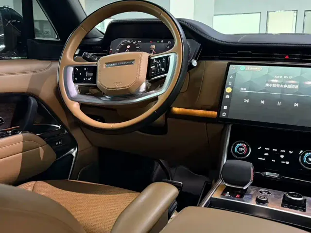 Land Rover Range Rover — Фото автомобиля 3