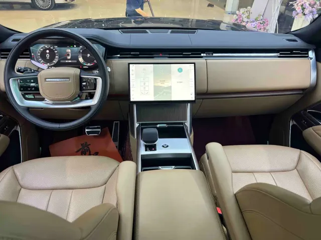 Land Rover Range Rover — Фото автомобиля 21