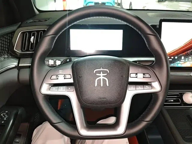 BYD Song Pro — Фото автомобиля 10