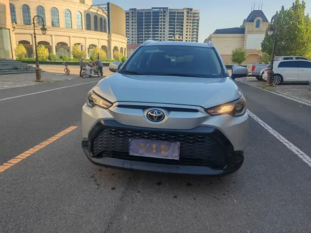 Toyota Frontlander — Фото автомобиля 2