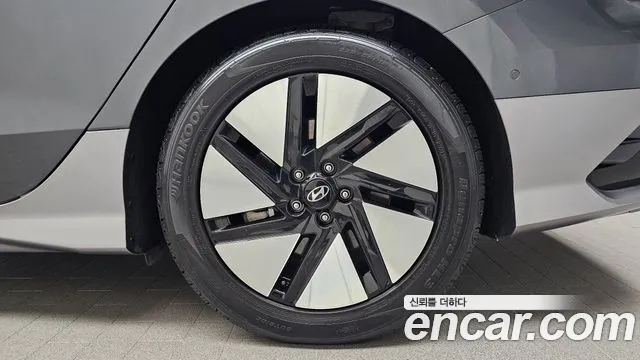 Hyundai Ioniq 6 — Фото автомобиля 6
