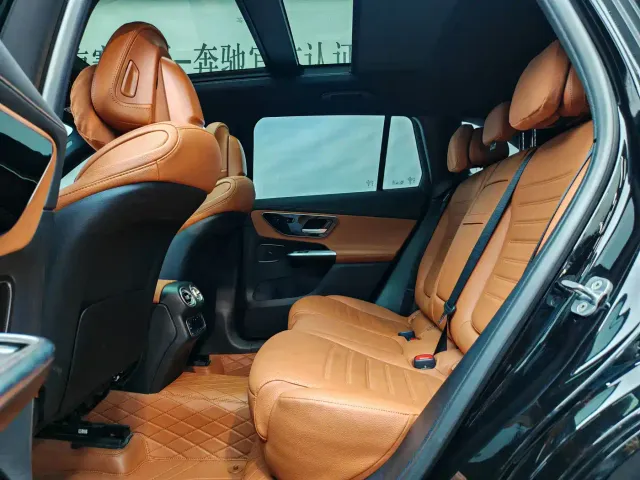 Mercedes-Benz GLC-Class — Фото автомобиля 12