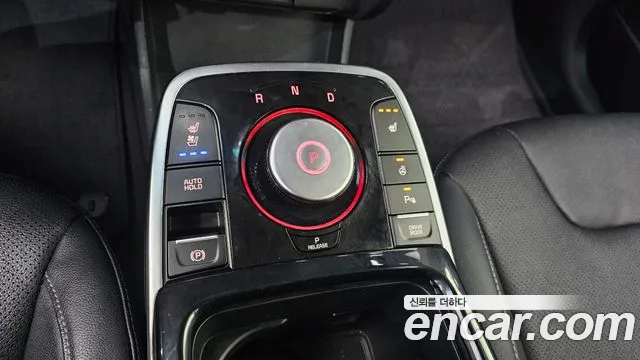 Kia Niro — Фото автомобиля 12