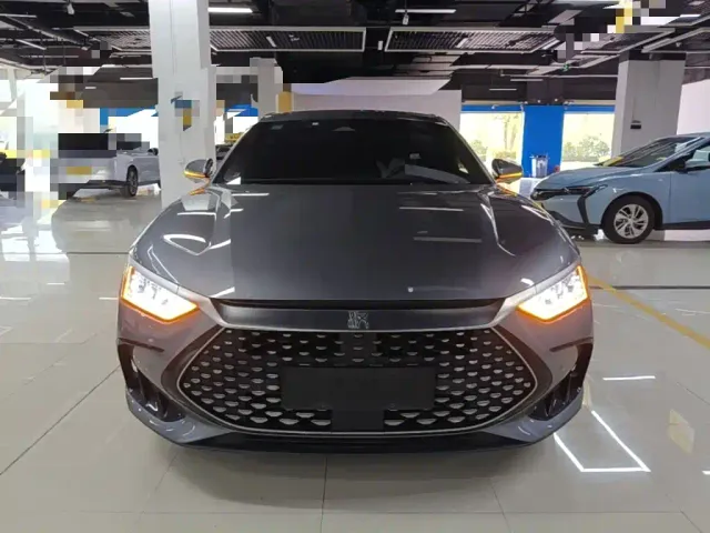 BYD Han — Фото автомобиля 2