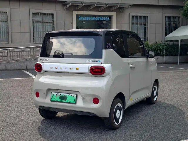Wuling Hongguang Mini EV — Фото автомобиля 6