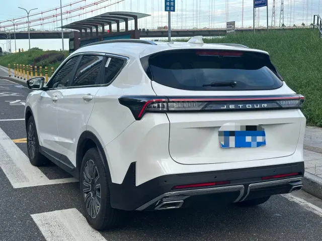 Jetour X70 Plus — Фото автомобиля 6