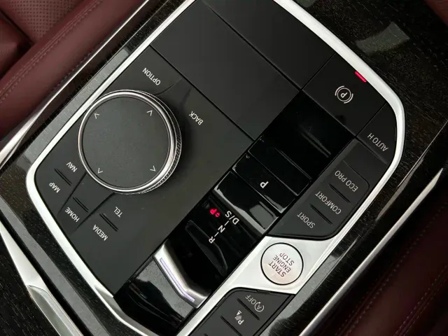 BMW 3 Series — Фото автомобиля 13