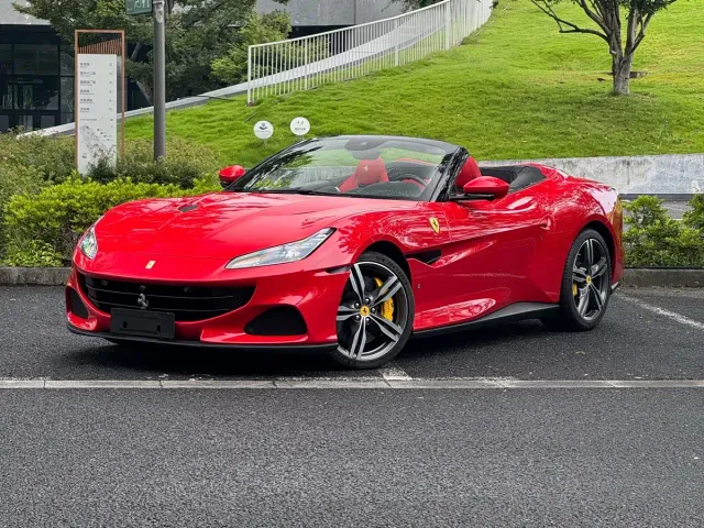 Фотография автомобиля — Ferrari Portofino