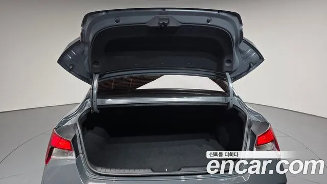 Hyundai Avante CN7 — Фото автомобиля 25