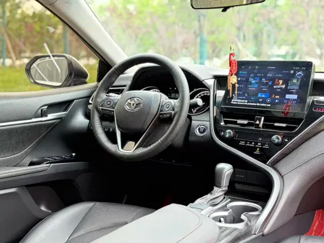 Toyota Camry — Фото автомобиля 16