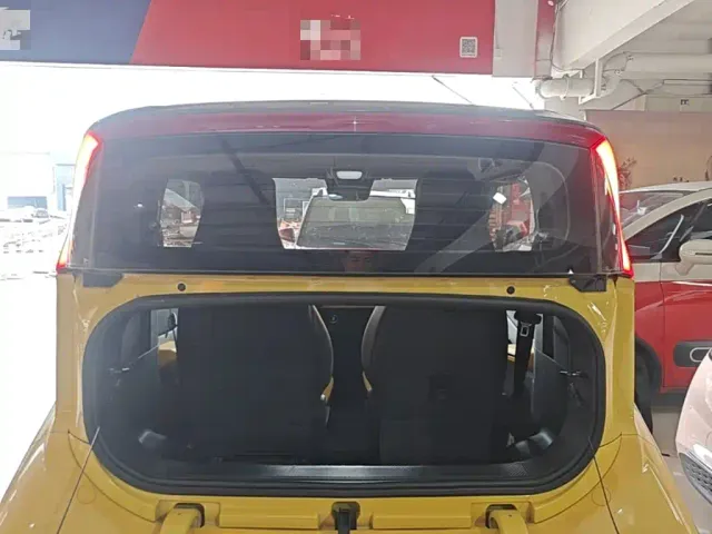 Wuling NanoEV — Фото автомобиля 18