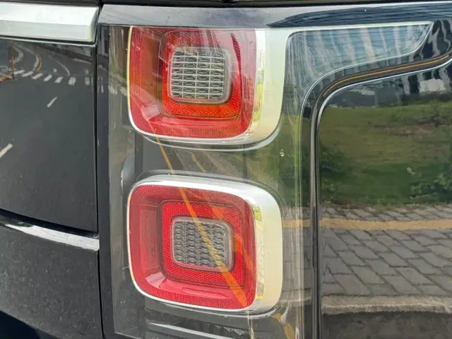 Land Rover Range Rover — Фото автомобиля 9