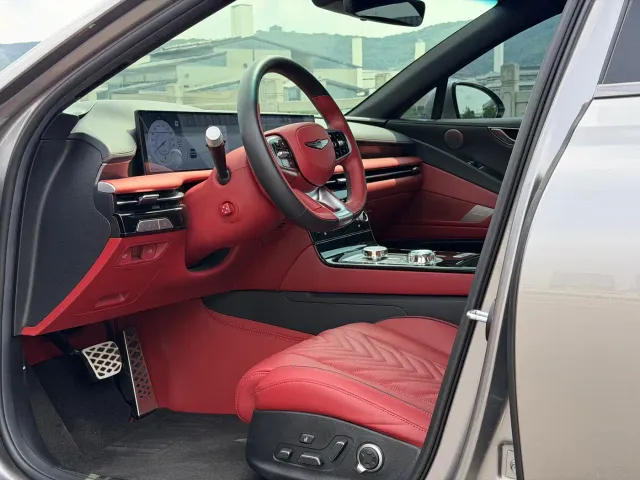Genesis G80 — Фото автомобиля 5
