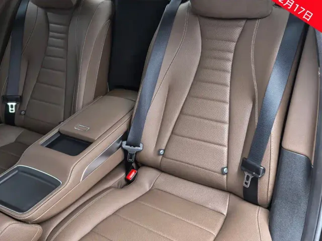 Mercedes-Benz E-Class — Фото автомобиля 29
