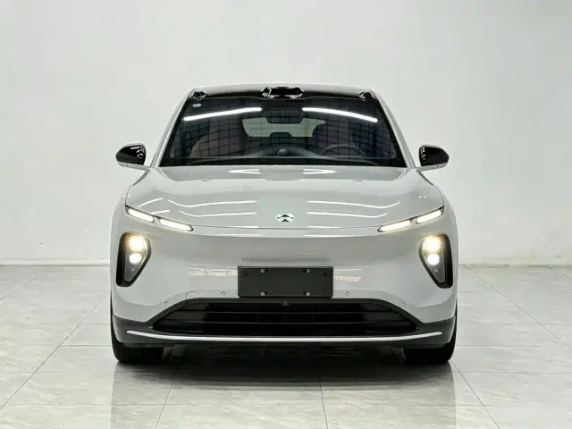 NIO NIO EC6 2024 75kWh — Фото автомобиля 2