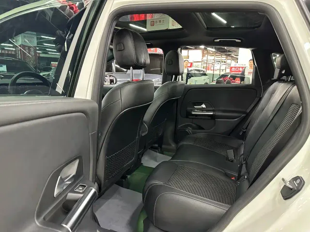 Mercedes-Benz B-Class — Фото автомобиля 17
