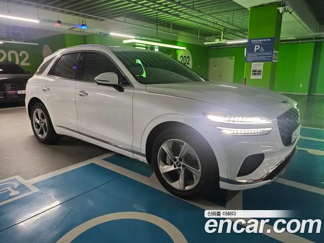 Genesis GV70 — Фото автомобиля 7
