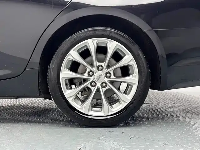Cadillac CT5 — Фото автомобиля 12