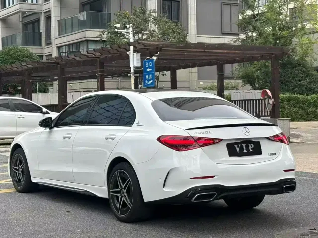 Mercedes-Benz C-Class — Фото автомобиля 9