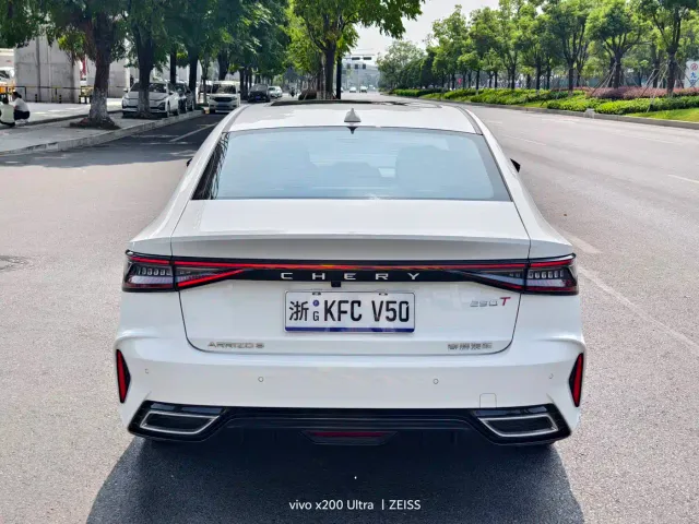 Chery Arrizo 8 — Фото автомобиля 13