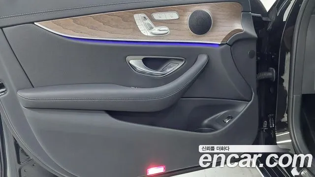 Mercedes-Benz E-Class W213 — Фото автомобиля 15
