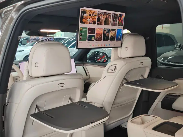 Li Auto L8 — Фото автомобиля 9