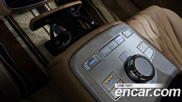 Genesis G80 RG3 — Фото автомобиля 18