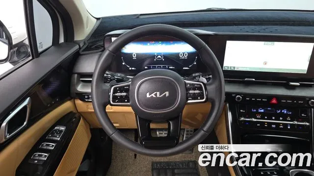 Kia Canival — Фото автомобиля 13